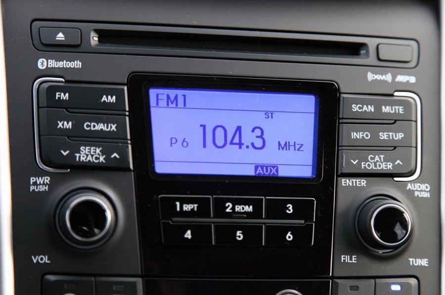  Hyundai Sonata Hybrid 2010 года  (фото 51 из 83)